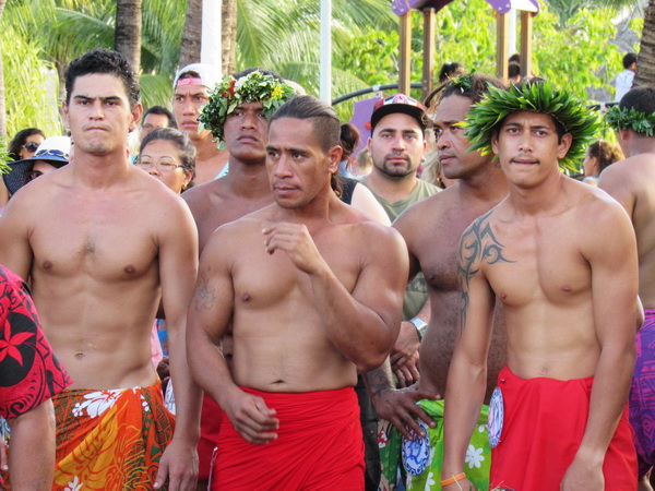 Три атлета Three polynesian athlets